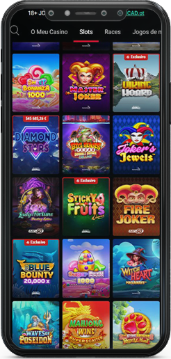 O ecrã com a seção de slots do PokerStars Casino no telemóvel